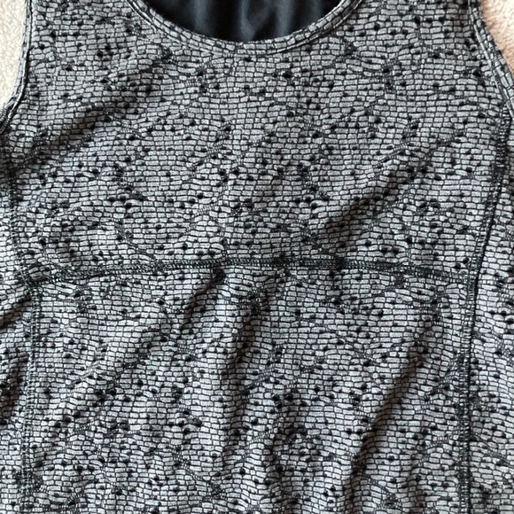 NWOT Exofficio Wanderlux Tank - Picture 5 of 9